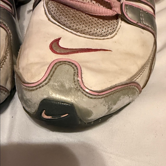 Nike Shox Women's Pink and Silver Athletic Shoes - Picture 5 of 12